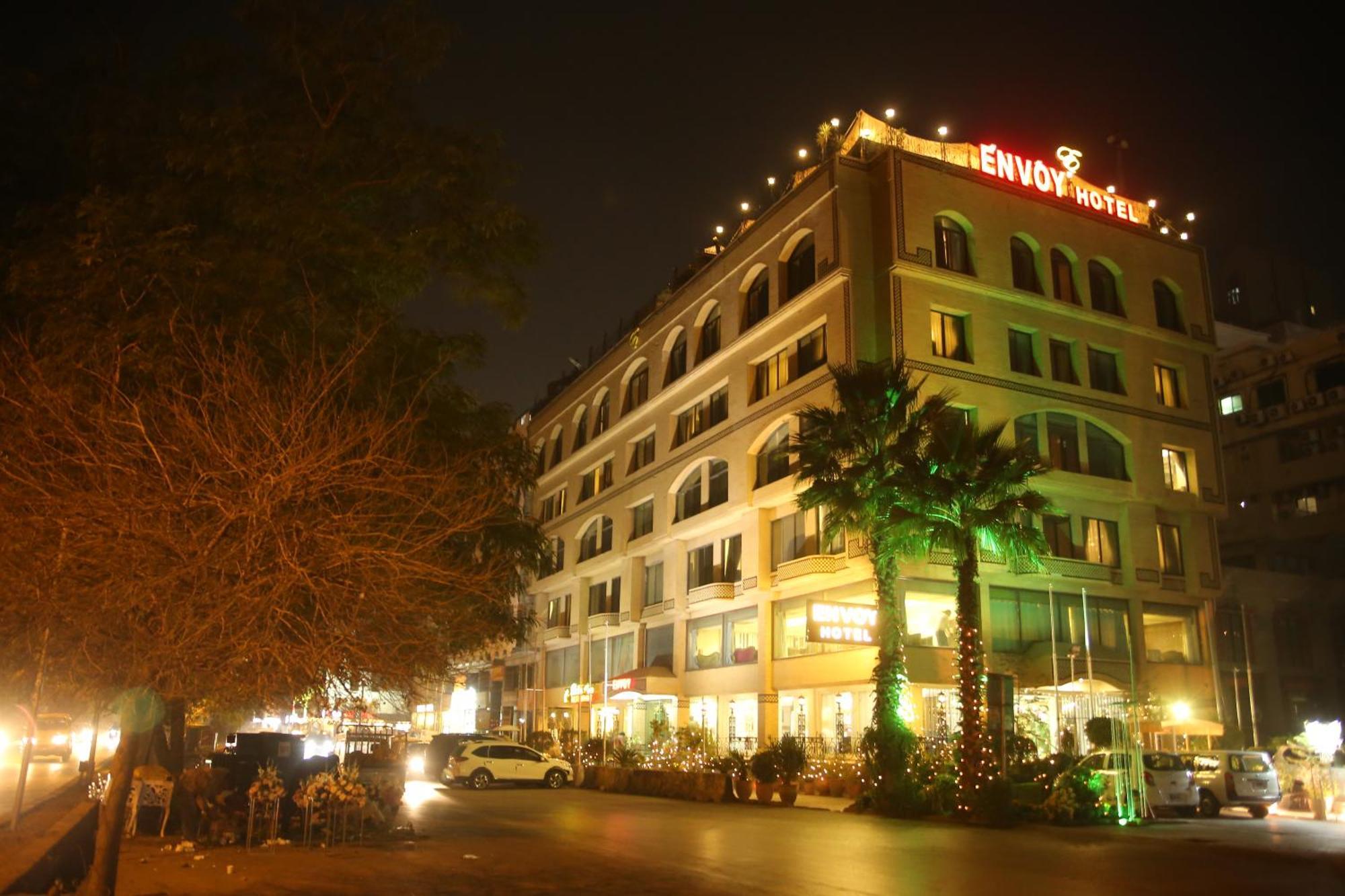 Envoy Continental Hotel Islamabad Exterior photo